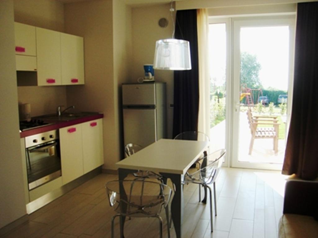 La Fattoria Apartments Lazise Chambre photo