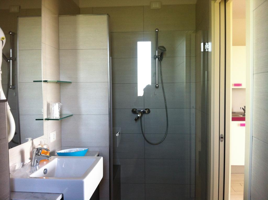 La Fattoria Apartments Lazise Chambre photo